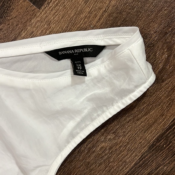White Banana Republic Cami Blouse - Picture 3 of 3